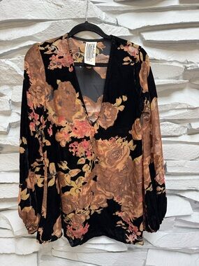 Free People Midnight Garden Floral Velvet Burnout Tunic Deep V-neck. XS BOHO!